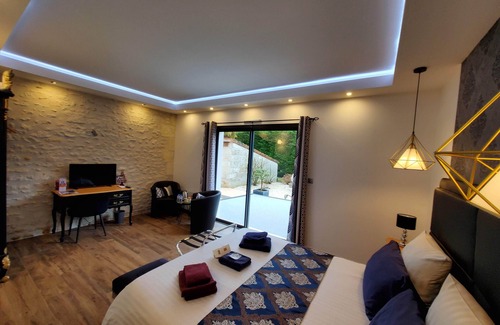 Chaniers House | Les Cuves