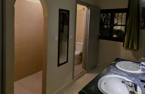 Moulay Abdallah Hotel | Les Cypres Hotel Restaurant