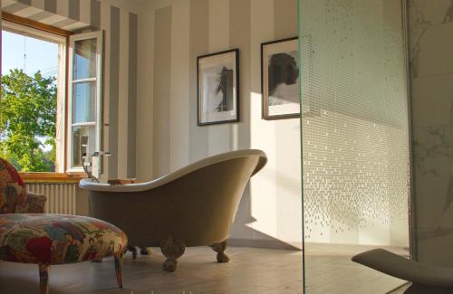Mareuil en Perigord Bed & Breakfast | Les Deux Abbesses en Vert | La Grande Maison B&B