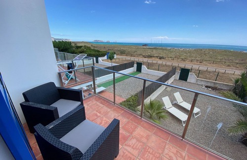 Mas Pinell Ski Chalet | Les Dunes 06 - Beachfront, A/C, and with pool