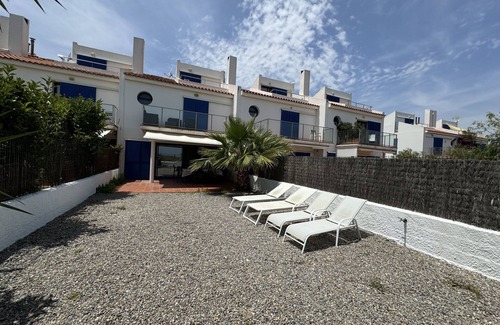 Mas Pinell Ski Chalet | Les Dunes 06 - Beachfront, A/C, and with pool