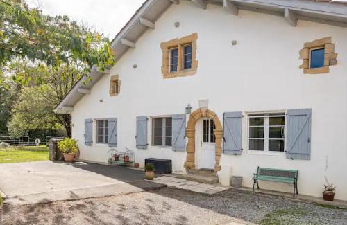 Saint-Martin-de-Seignanx Bed & Breakfast | Les Ecuries du SEQUE
