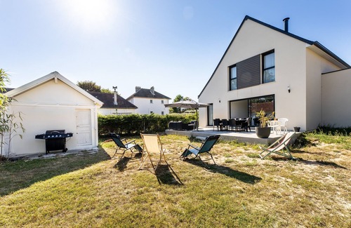 Le Home House | Les Embruns - Comfortable new house 2 minutes walk from the beach