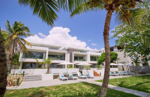 Pointe aux Biches Apartment | Les Estivales Beachfront Suites & Penthouses with LOV