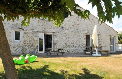 Saint-Hilaire-la-Foret House | Les Gîtes au Soleil Levant