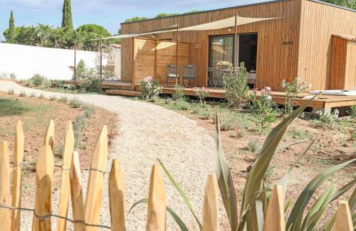 Malves-en-Minervois Bed & Breakfast | Les Gîtes de Laure - L'Eden Romantique, Chambres Hôtes, Spa privé, Couloir de nage, Adults only