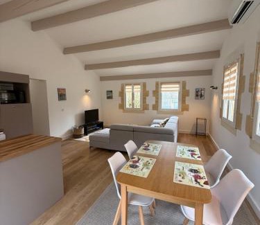 Salon House | Les gîtes de la Joubertie