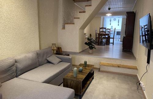 Montherme House | Les Gîtes de Monthermé La Maison authentique du centre historique