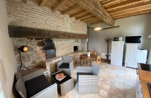 Clermont-Dessous House | Les Gîtes du Fournil Des moines " Le Four à Pain " naturist area
