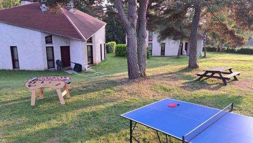 La Chapelle-Geneste Apartment | Les Gîtes du Bois de Chelles