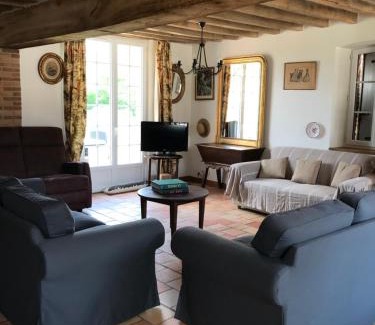 Villemurlin House | Les Gelots