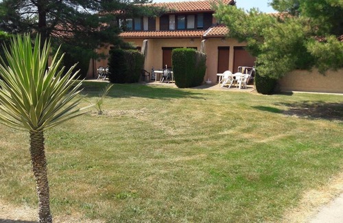 Eugenie-les-Bains Apartment | Les Genêts (T2 ground floor) with swimming pool