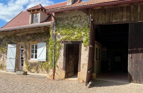 Semur-en-Brionnais House | Les Granges De Semur-en-brionnais With Heated Poo