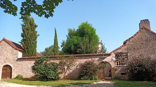 Ginals Bed & Breakfast | Les granges de l abbaye