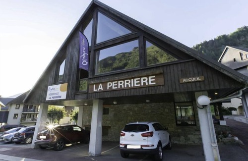 Saint-Colomban-des-Villards Apartment | Les Hameaux de la Perrière by Interhome