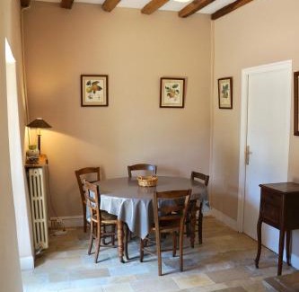 Genille House | Les Hauts de Chaume