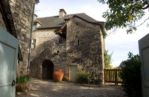 Mondalazac Bed & Breakfast | LES HAUTS DU CAUSSE