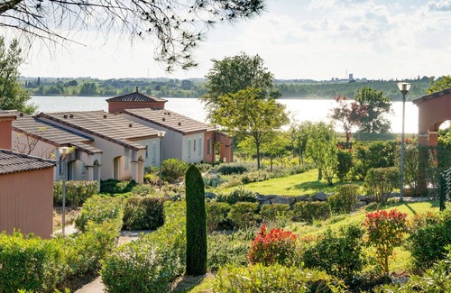Homps House | Les Hauts du Lac by Interhome