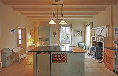 Villemain House | Les Hirondelles lovely house set in South West France