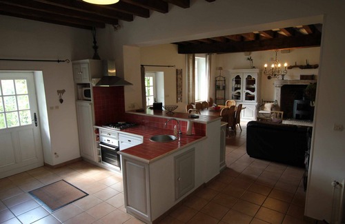 Averdon House | LES HORTENSIAS Large 4-star charming gîte Loire Valley