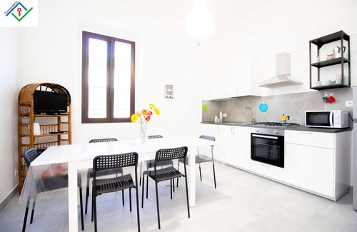Pisa Apartment | LeS House - Apartment 2 by TuscanyWeGo