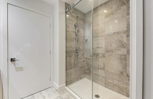 Saint-Jean-Baptiste Apartment | Les Immeubles Charlevoix - Le 760-207
