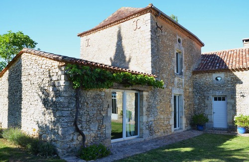 Saint-Laurent-des-Batons House | Les Jaunies, magnificent farmhouse completely renovated for 20 beds.