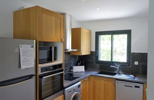 Favone Apartment | Les Jardins d'Ève, F3 by Interhome