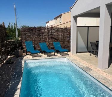 Puyvert Villa | Les jardins de la Gravière à 5 mn de Lourmarin avec piscine privée