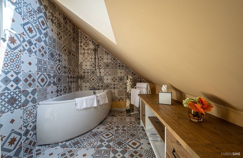 Le Lonzac House | Les Jardins Saint Eloi