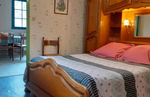 Ponches-Estruval Apartment | Les Kiwis