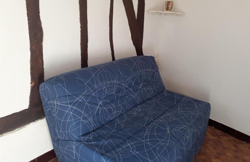 Ponches-Estruval Apartment | Les Kiwis