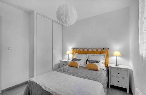 Pont des Demoiselles-Montaudran-La Terrasse Apartment | LES LAURIERS LAFAURIE