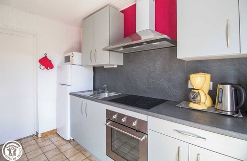 Besse-en-Chandesse House | Les Lilas - Besse-et-saint-anastaise