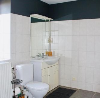 Tombeek House | Les Lilas