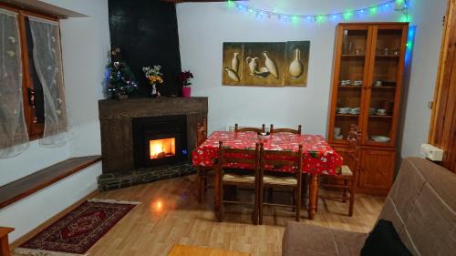 Vall de Cardos Apartment | Les Llucanes