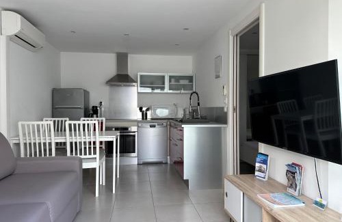 La Crau Apartment | Les locations Cinaureva « La Tourrisse »