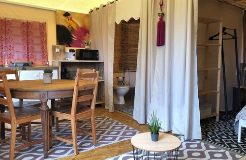 Prissac House | Les Lodges de Phanou