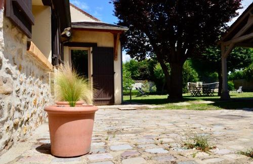Bois-le-Roi House | Les Longuives