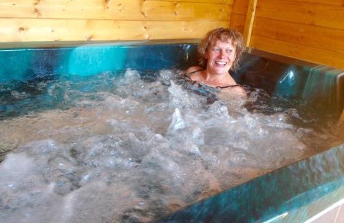 Huriel Bed & Breakfast | Les Maitres Sonneurs