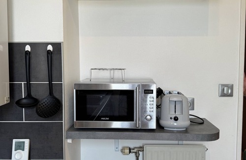 Troyes Apartment | Les Marots - Wifi - Balcony - close to downtown