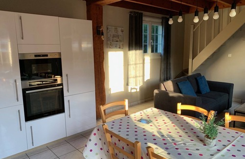 Escalles House | LES Mouettes