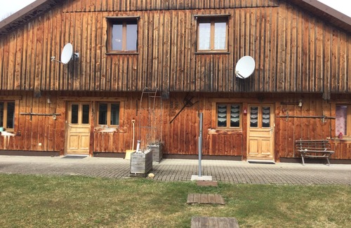 La Longeville House | Les noisetiers typical farmhouse from Comtoise.