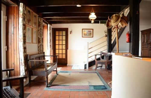 Aulnay Bed & Breakfast | Les noyers aulnay