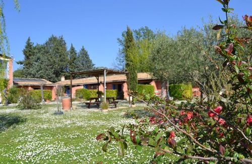 Saint-Dezery Apartment | Les Olivettes - Gite Zen