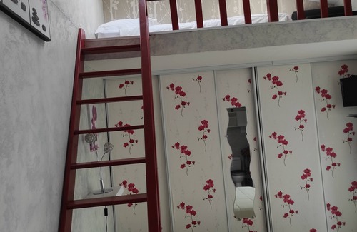Bas-Vernet Bed & Breakfast | LES ORCHIDEES CHAMBRE D' HOTES PERPIGNAN LA RAYONNANTE