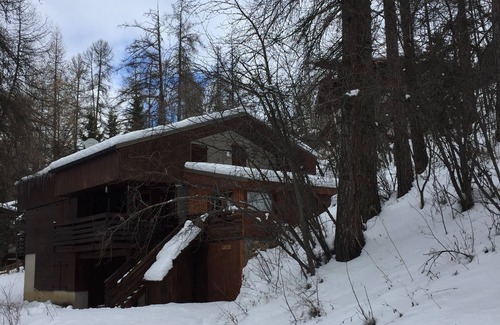 Les Orres House | Les Orres 1650: ground floor of chalet, close to slopes and skating rink