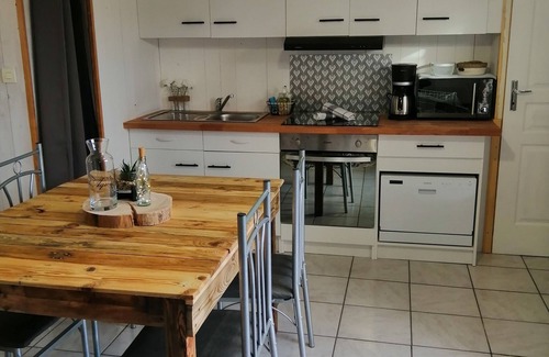 Anglars-Nozac Apartment | Les P'tits Loups! (With swimming pool, cinema room, gym.)