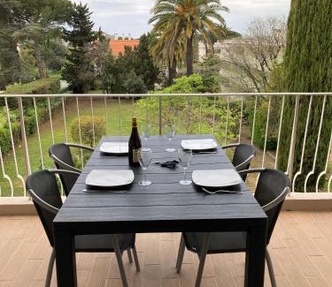 Saint-Cyr-sur-Mer Apartment | Les Palmiers