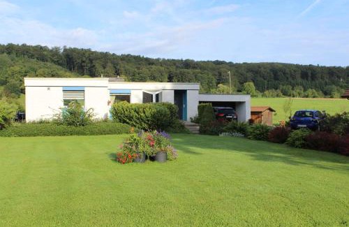 Coeuve Bed & Breakfast | Les Petites Chambres de la Bleue Maison